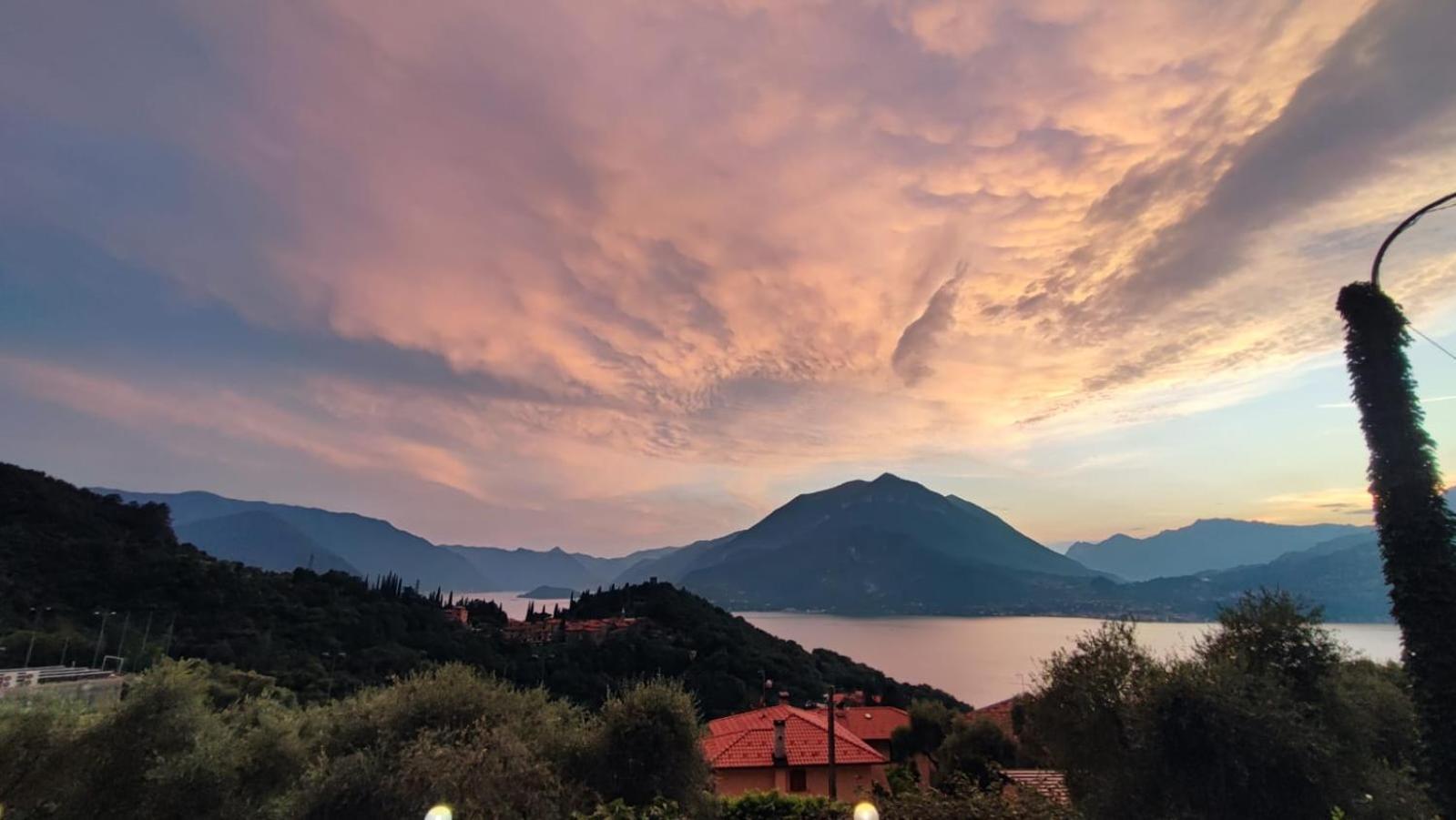 Blu Dipinto Di Blu - Como Lake View - Perledo Eksteriør billede
